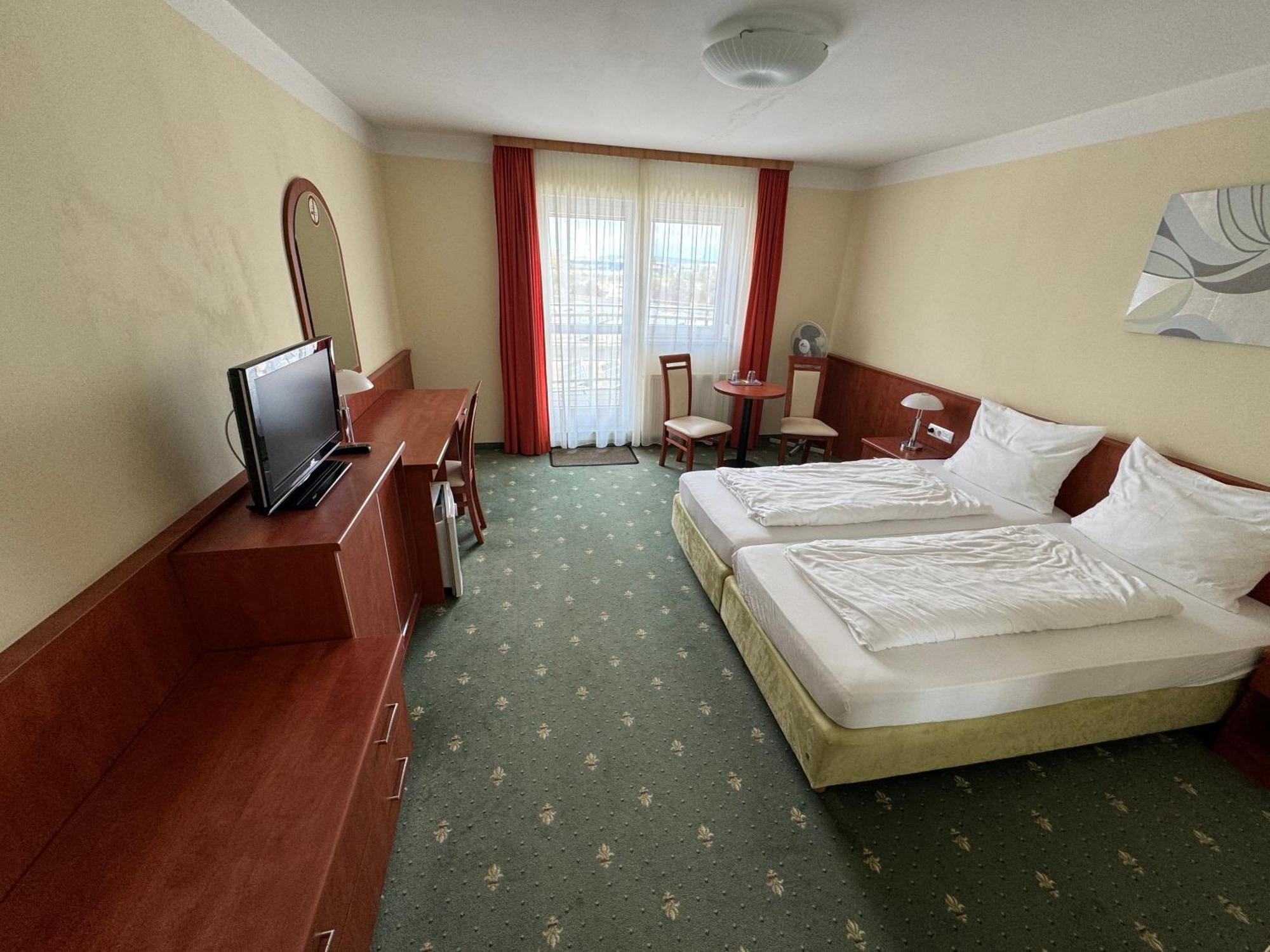 Hotel Breitenlee Βιέννη Εξωτερικό φωτογραφία